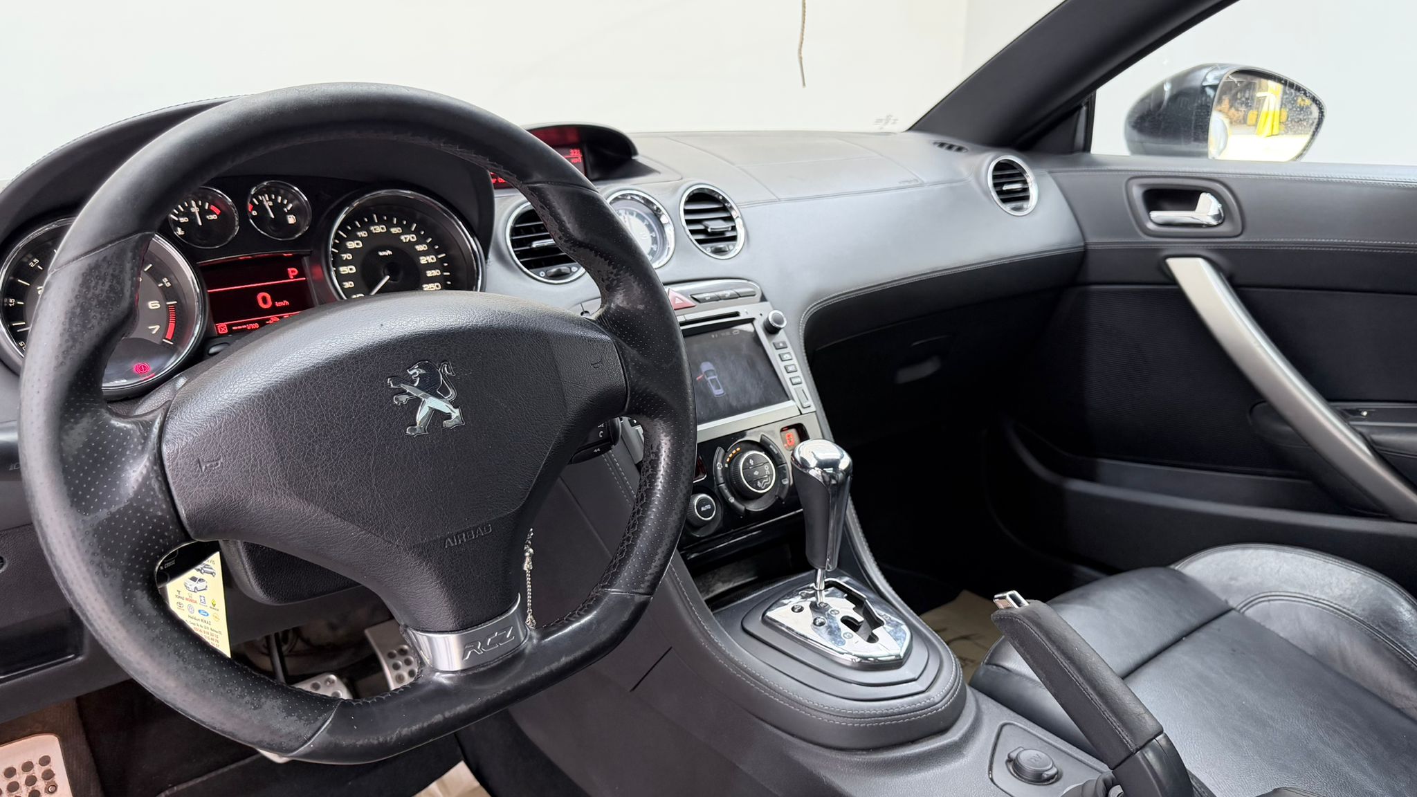 PEUGEOT RCZ 11